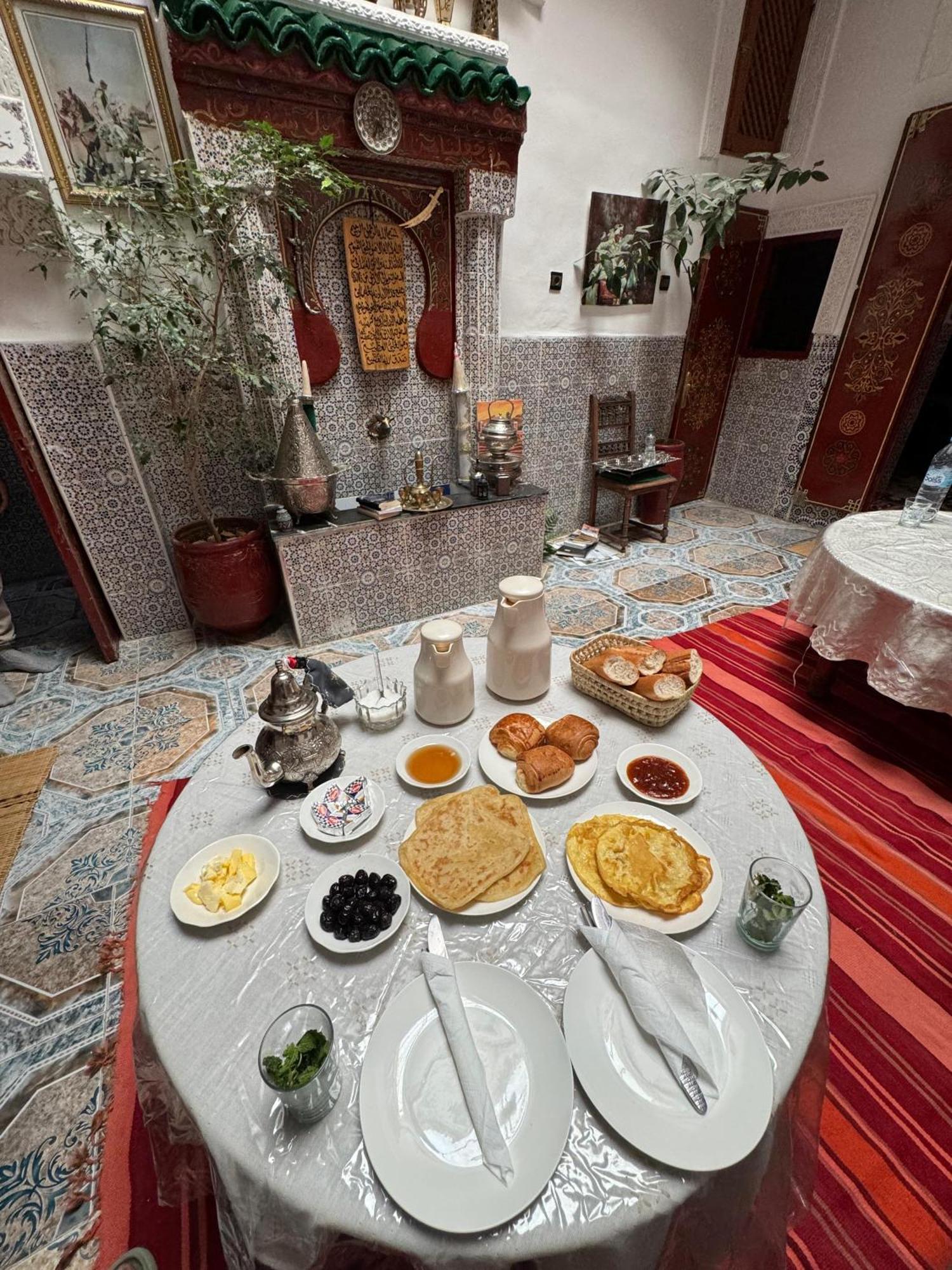 Hotel Dar Enouiina Fez Zewnętrze zdjęcie
